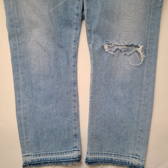 Womens 27 COH Cropped Light Wash Blue Jeans Distressed Emerson Slim Boyfriend - Picture 3 of 9
